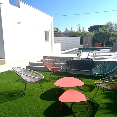 Elsa Villa *